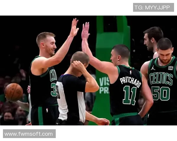 爵士vs凯尔特人裁判报告:漏吹基昂特·乔治滑铲杰伦·布朗